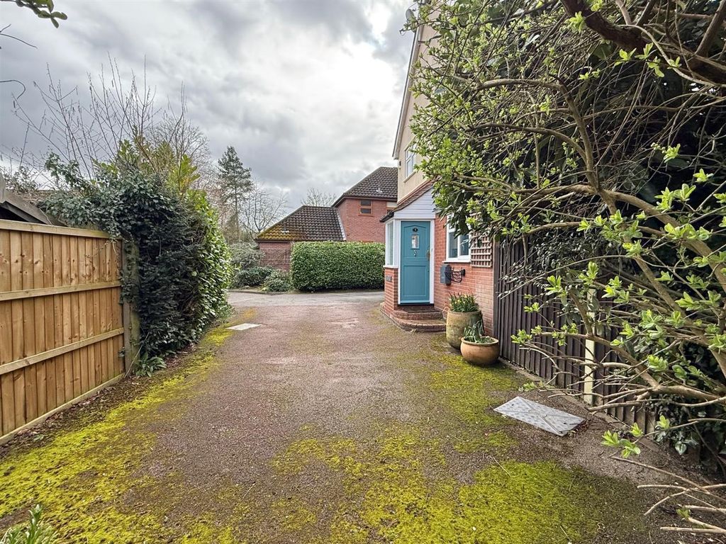 Property photo 3 of 13 Front.Jpg