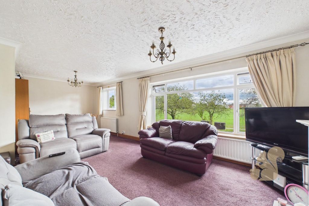 Property photo 3 of 18 Cam01814G0-Pr0157-Still019.Jpg