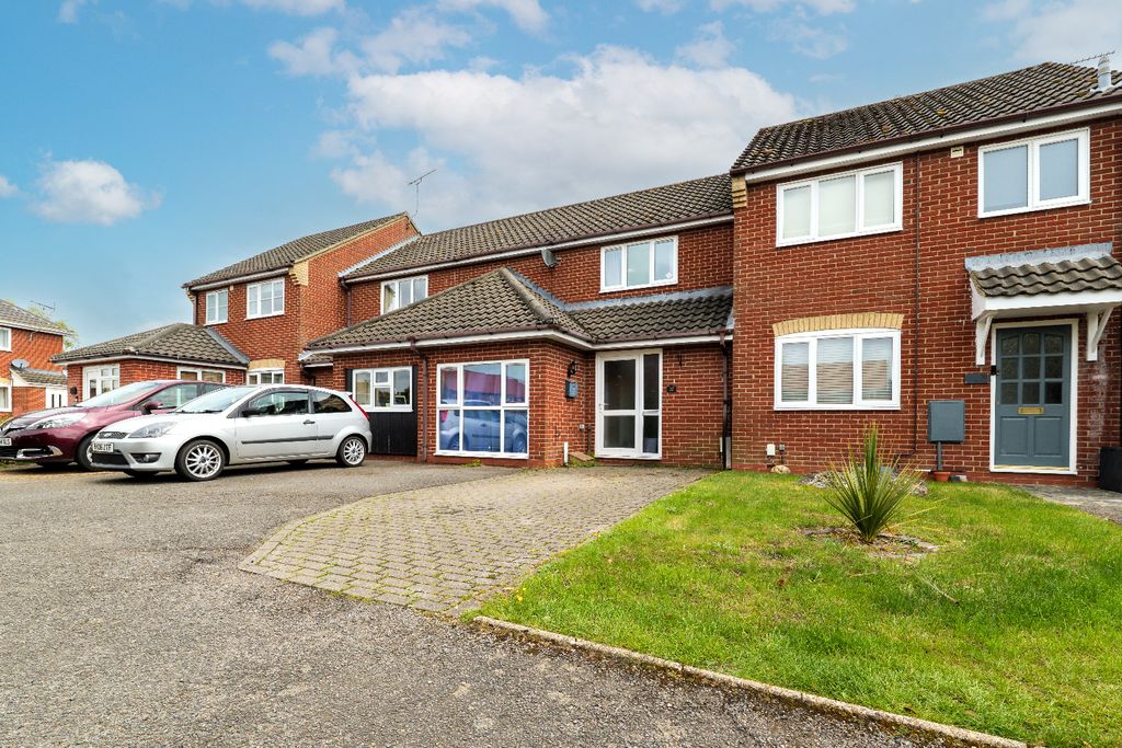 Property photo 1 of 13 5115810