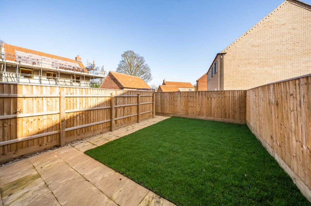 Property photo 3 of 15 1089274 (12)