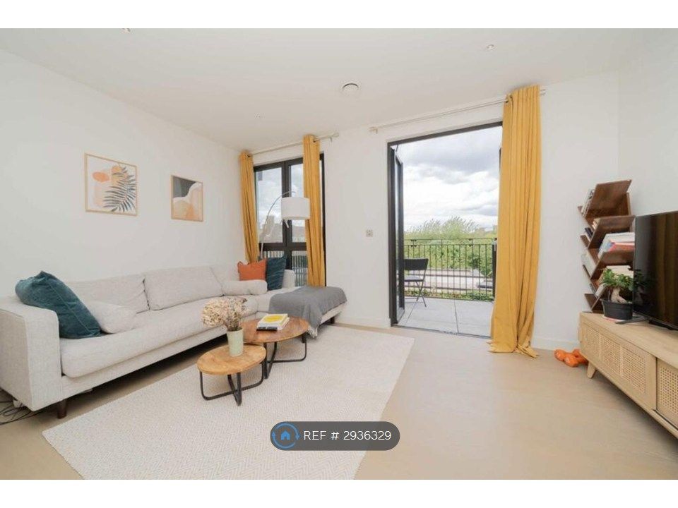 Property photo 2 of 8