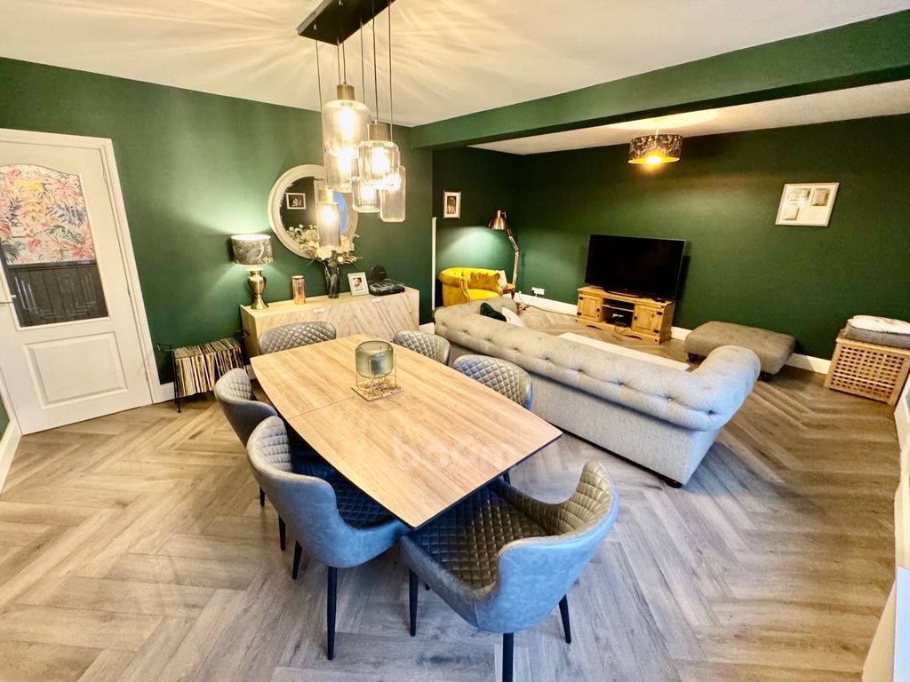 Property photo 2 of 28 Img_0304