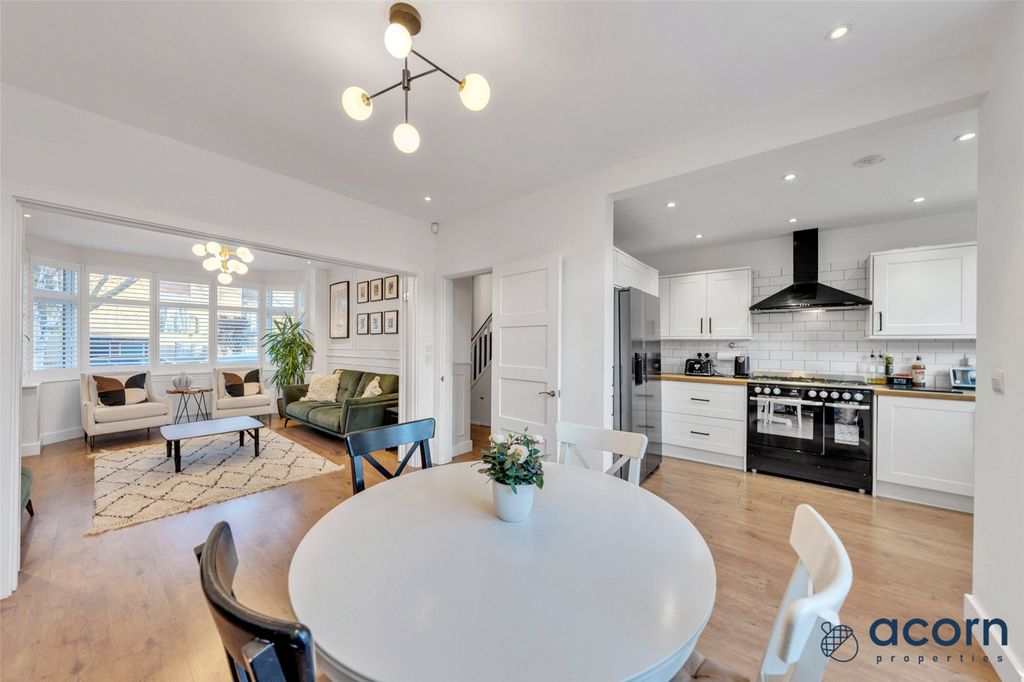 Property photo 2 of 23 Picture No. 22