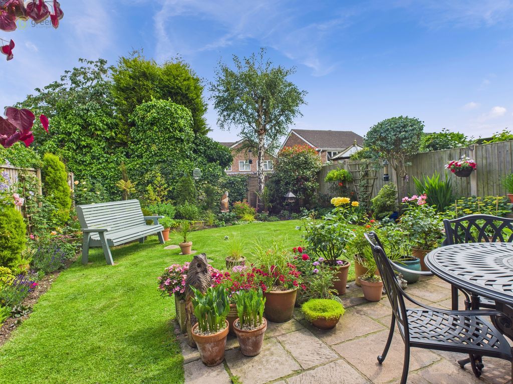 Property photo 2 of 11