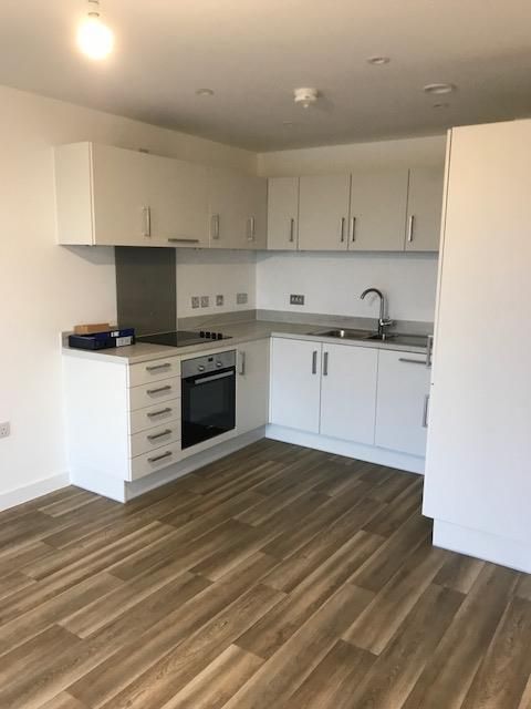 Property photo 1 of 6 Kitchen