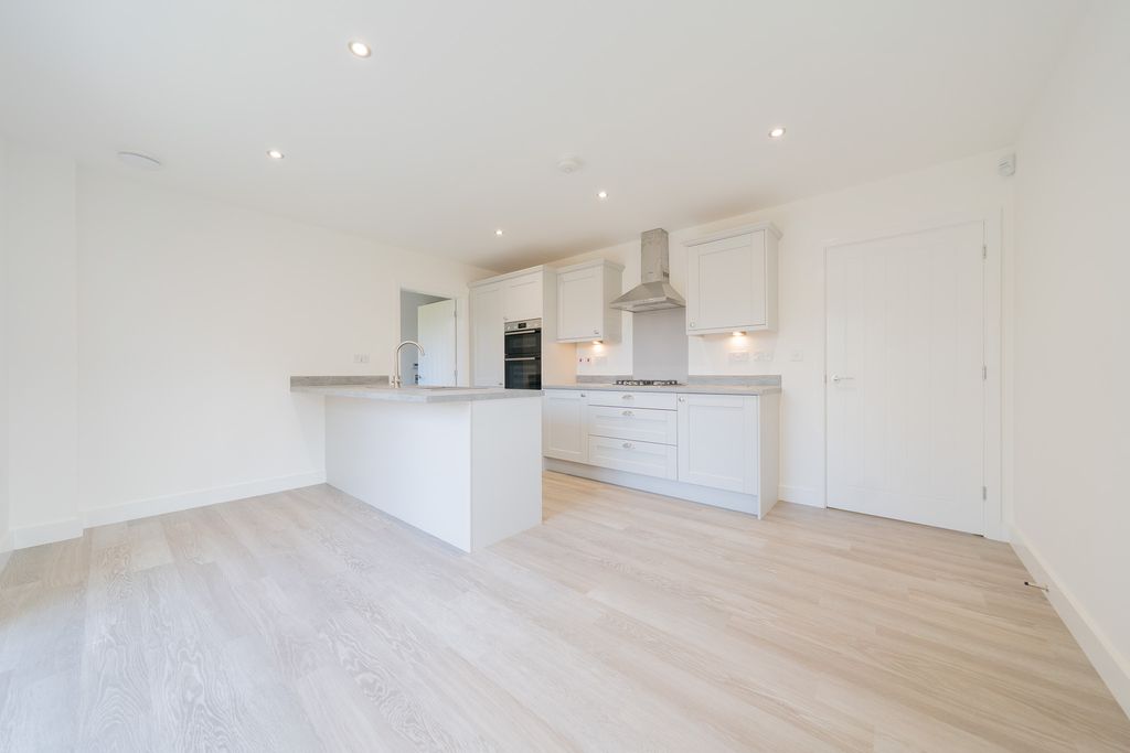 Property photo 3 of 21 Dsc07429