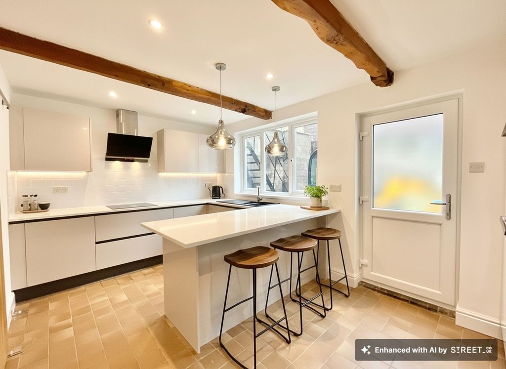 Property photo 3 of 34