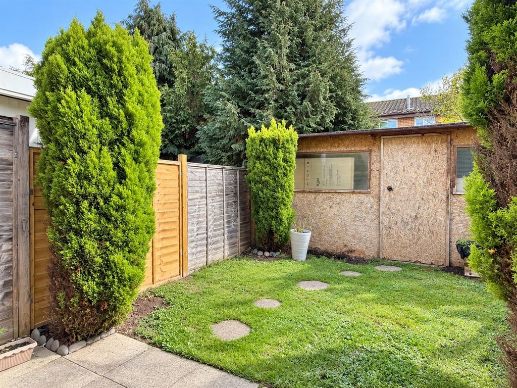 Property photo 3 of 11
