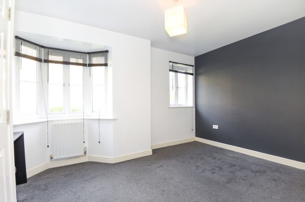 Property photo 3 of 6 180991 (5)c