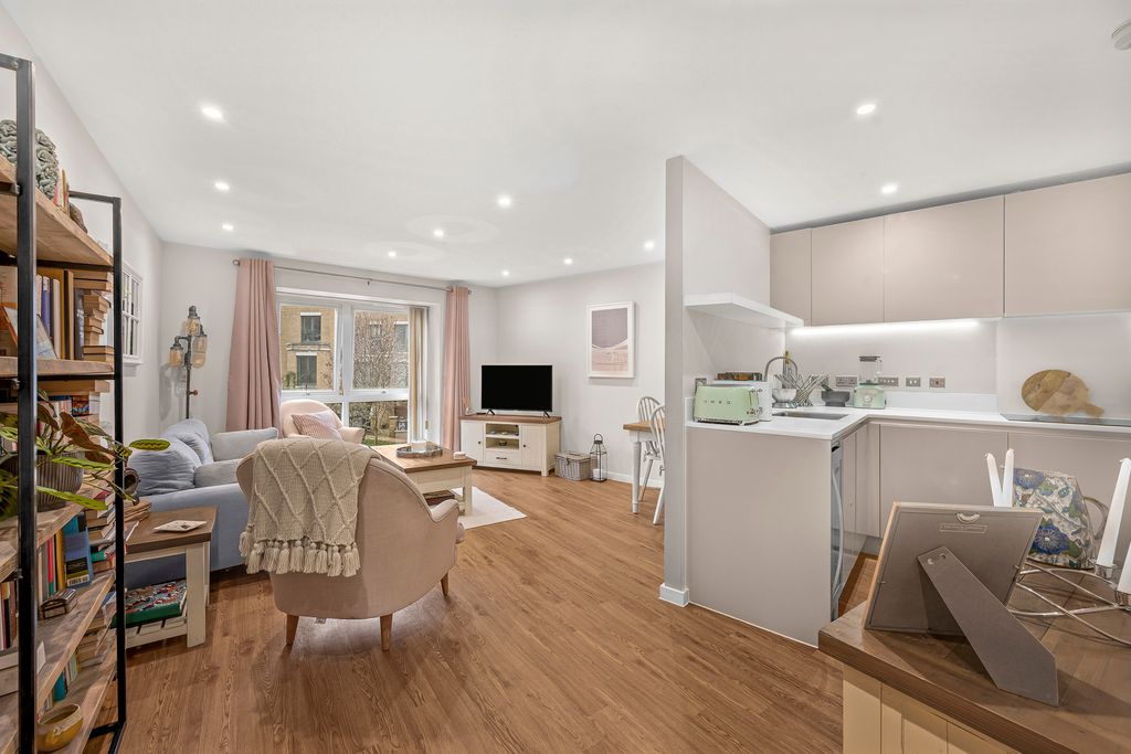 Property photo 2 of 8 Picture No. 07