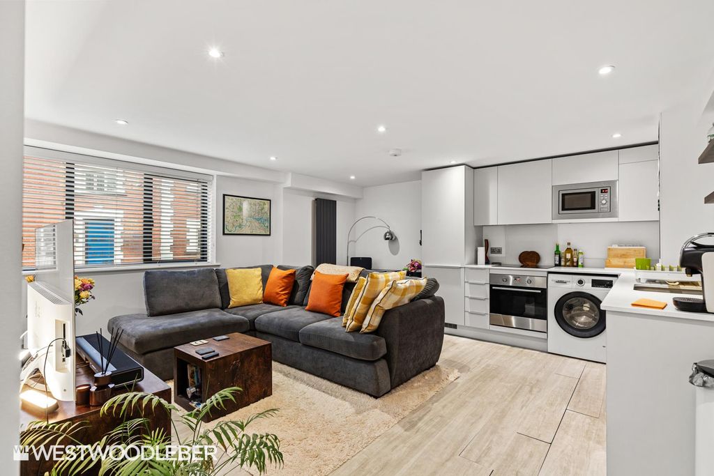 Property photo 2 of 15 Churchhouse_8.Jpg