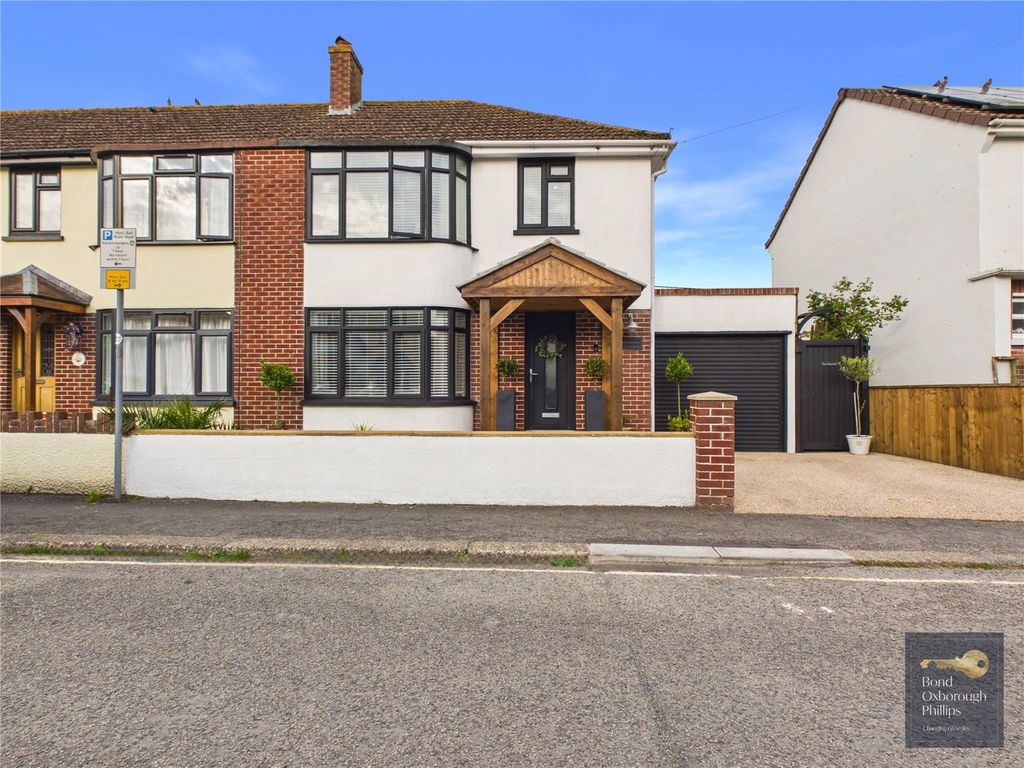 Property photo 1 of 30 Picture No. 52