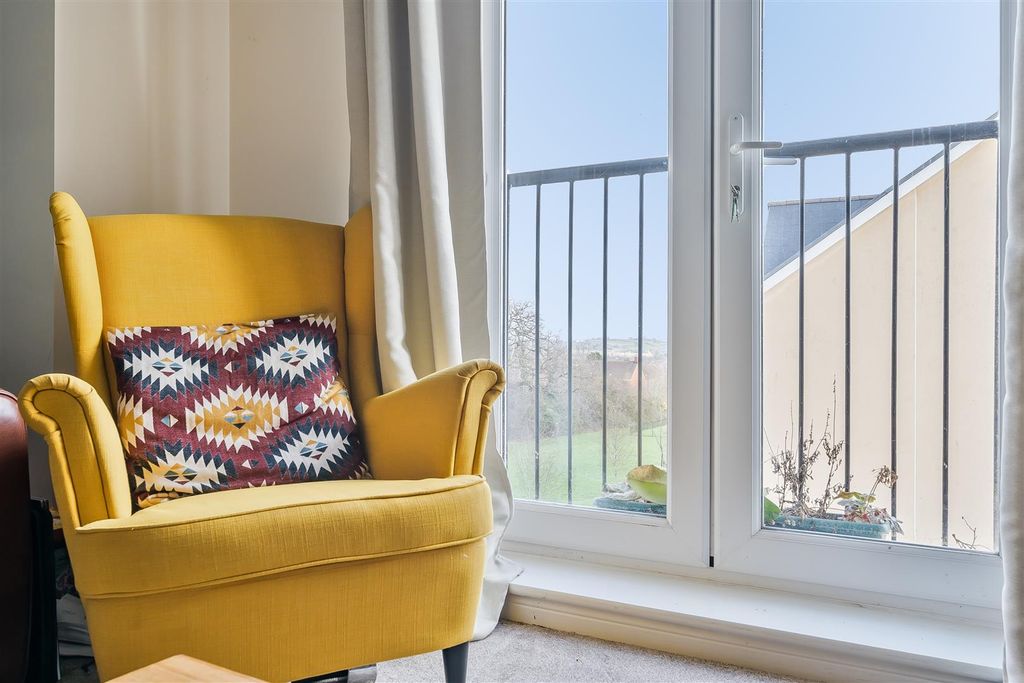 Property photo 3 of 12 1388194-3-693966cd45Ac8.Jpg