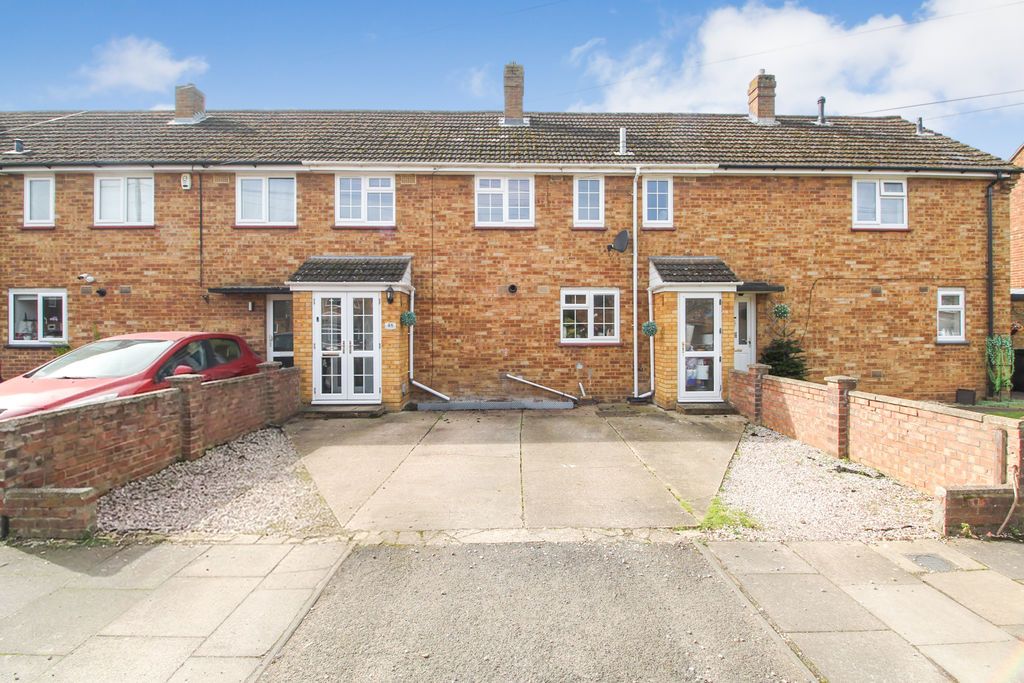 Property photo 1 of 18 Front