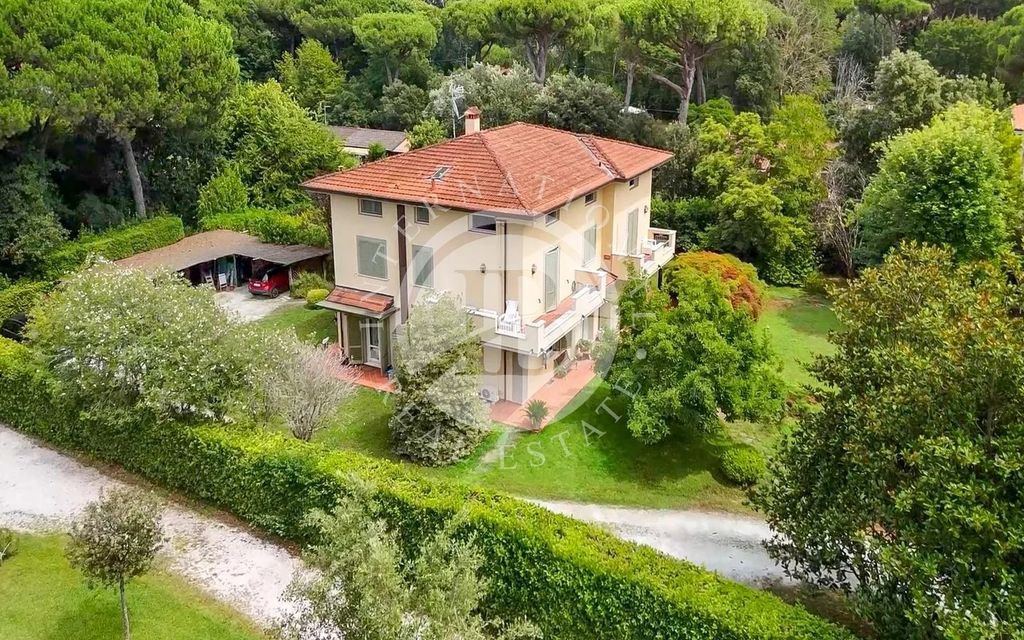 Property photo 2 of 26