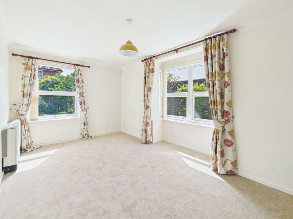 Property photo 3 of 14