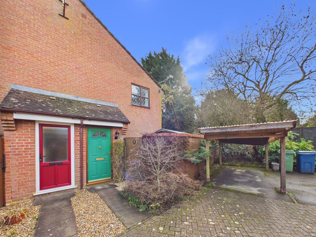 Property photo 1 of 8 Cam02536G0-Pr0050-Still015