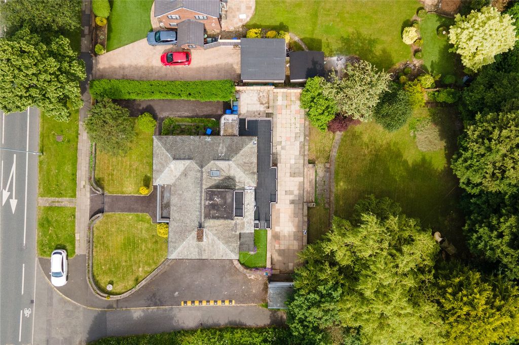 Property photo 2 of 44 Picture No. 20