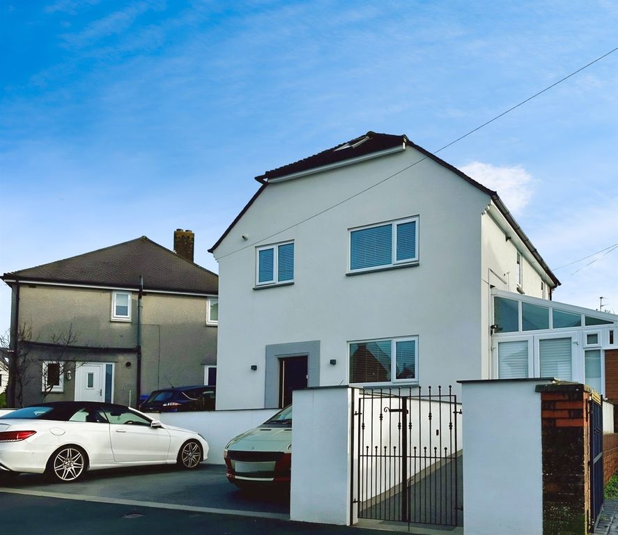 Property photo 1 of 2