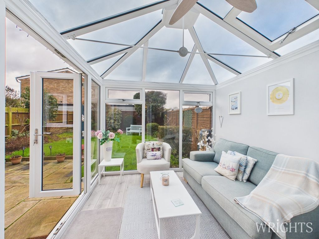 Property photo 3 of 34