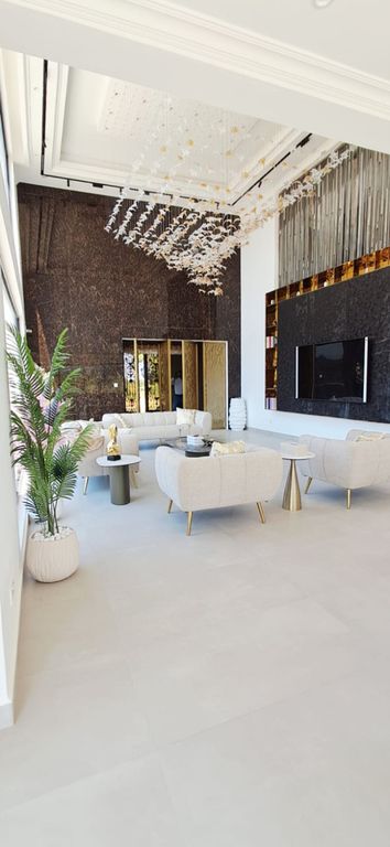 Property photo 3 of 30