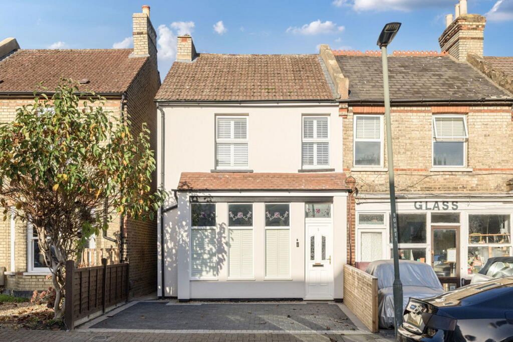 Property photo 1 of 13