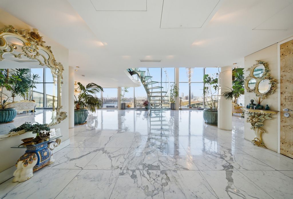 Property photo 3 of 39