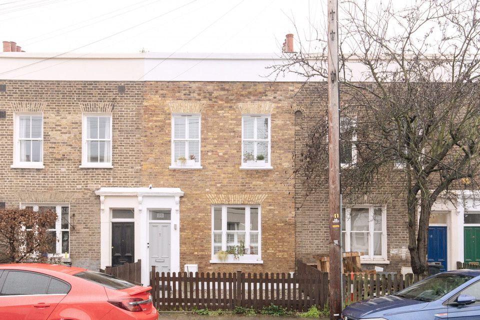 Property photo 2 of 26