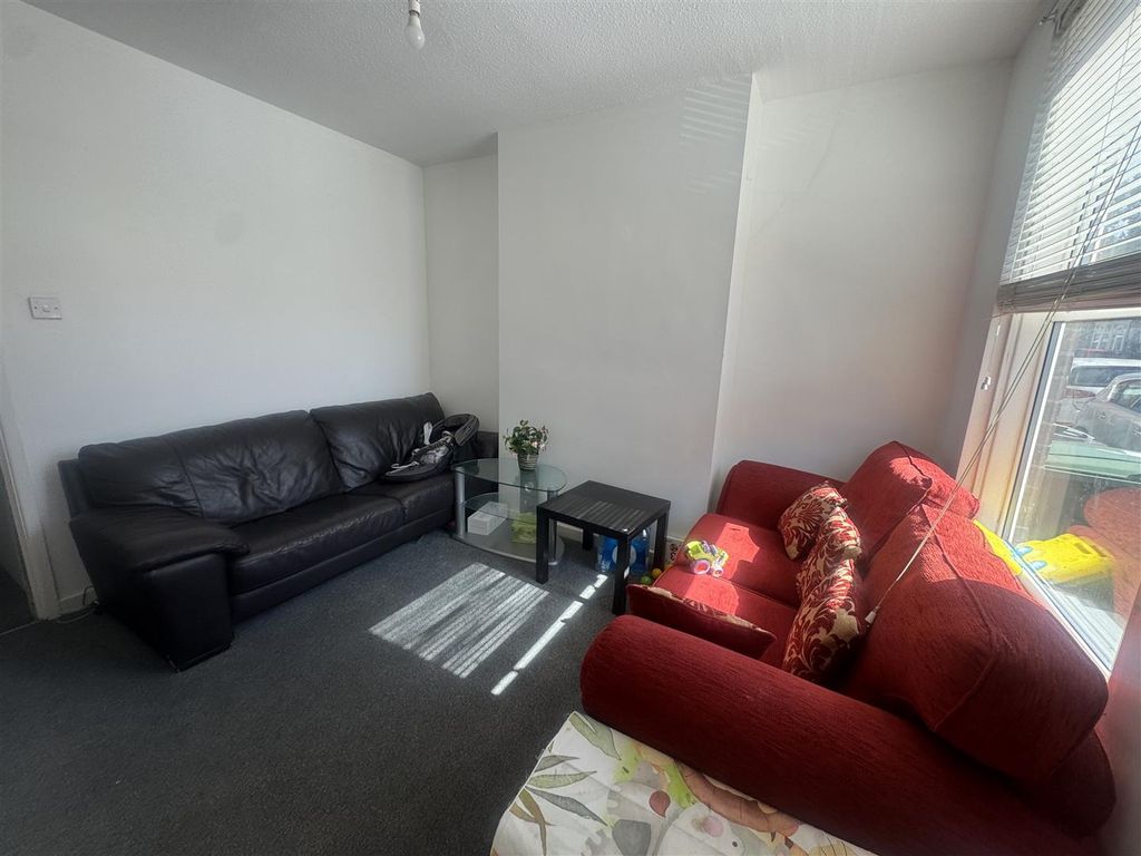 Property photo 3 of 14 Img_1034.Jpeg