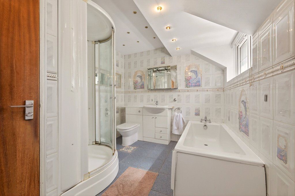Additional image 13 of 4 bed detached house for saleThe Fairway, Oadby, Leicester LE2
