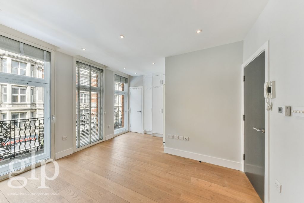 Property photo 3 of 18 2346275