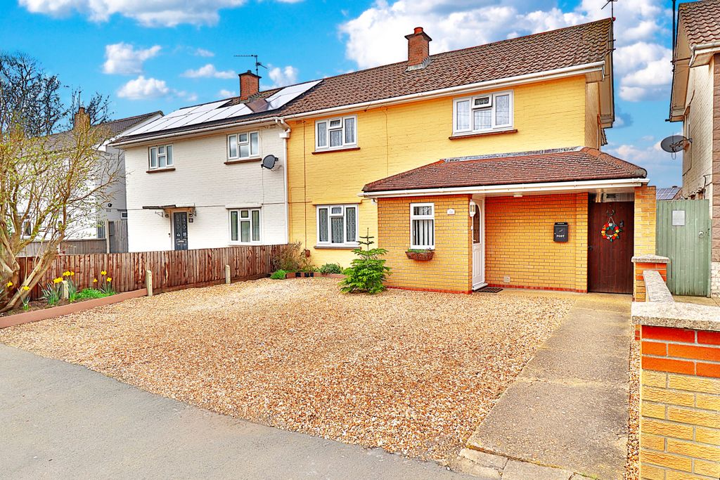 Property photo 2 of 16