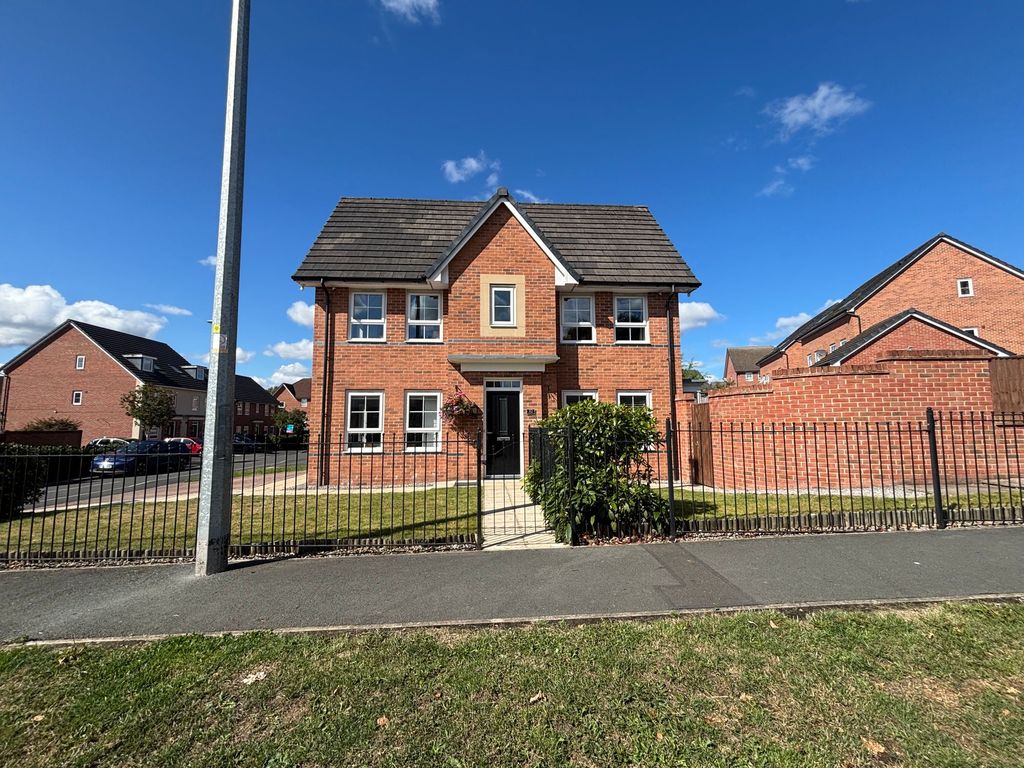 Property photo 1 of 26