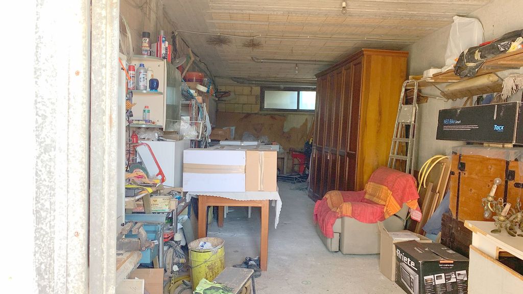 Property photo 3 of 29