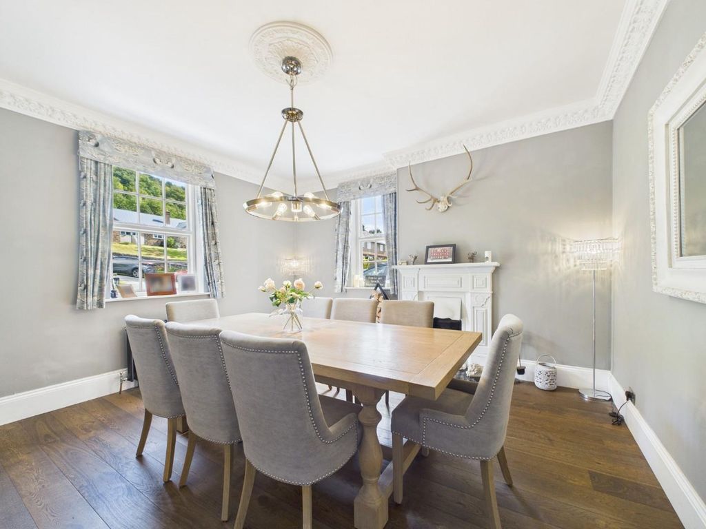 Property photo 3 of 63 Dining Room