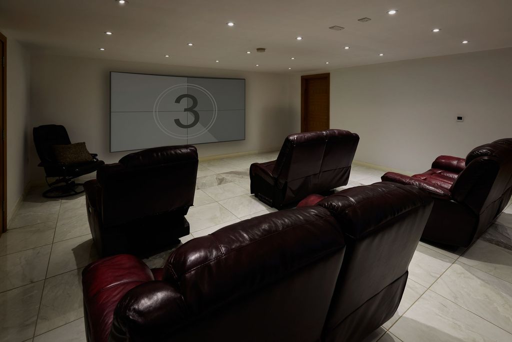 Additional image 32 of 8 bed detached house for saleCragtops, Kirk Smeaton WF8