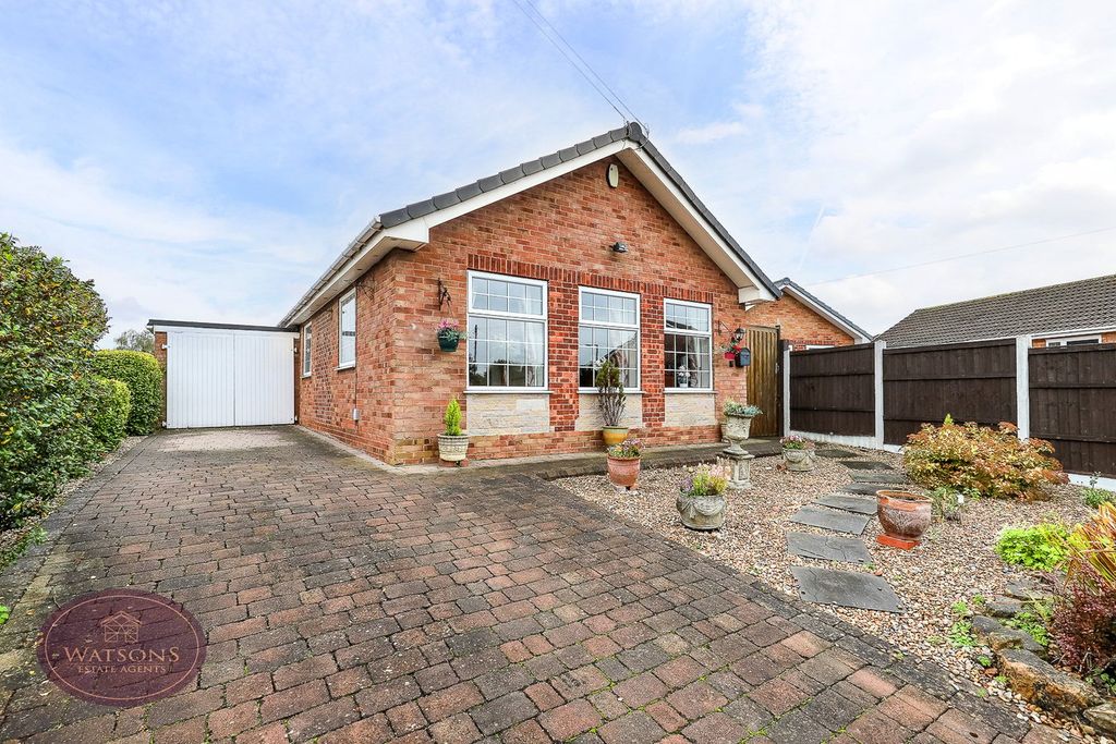 Property photo 1 of 27