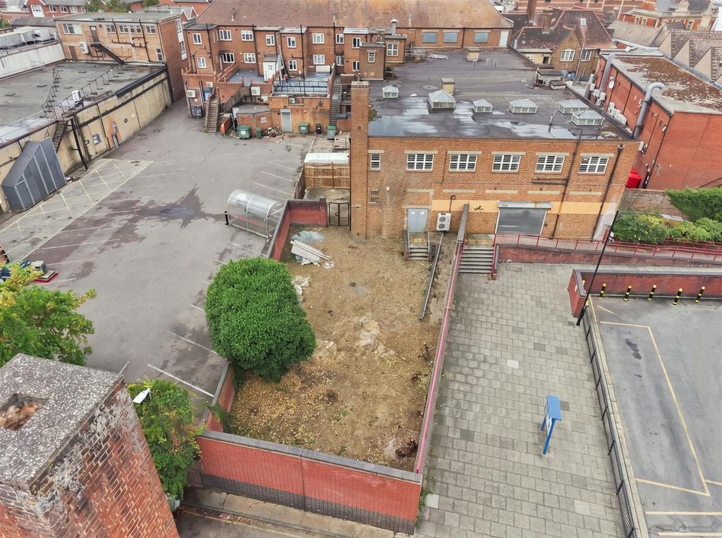 Property photo 3 of 17 9_008_Dji_20260904125401_0861.Jpg