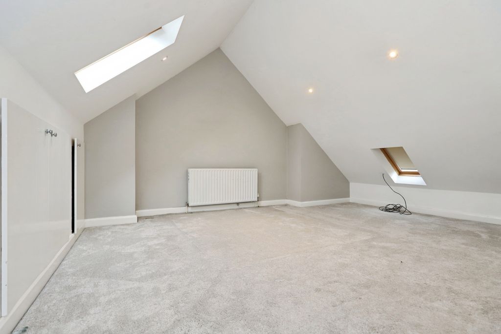 Property photo 2 of 22 Pbox-Img.Jpg