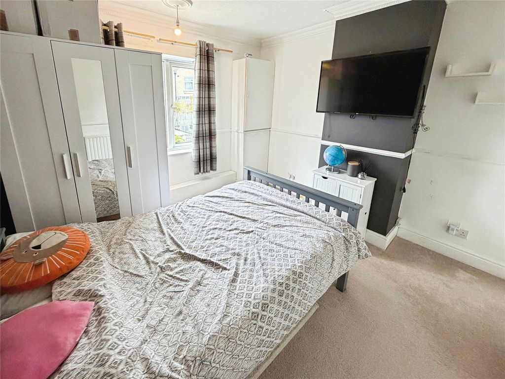 Property photo 1 of 9 Picture No. 04