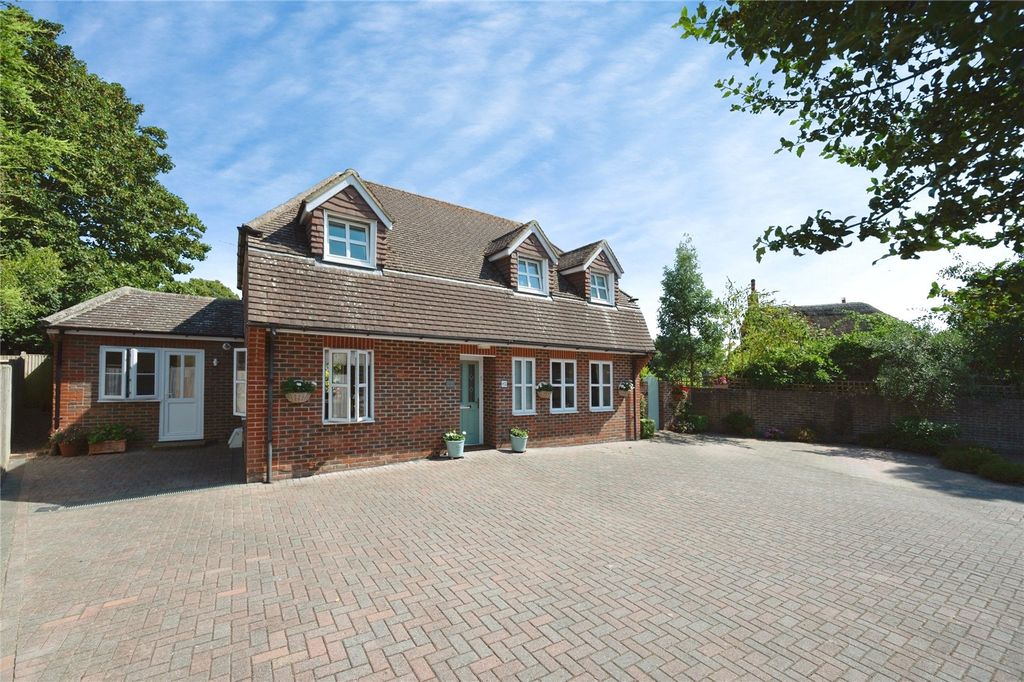Property photo 1 of 21 Picture No. 25