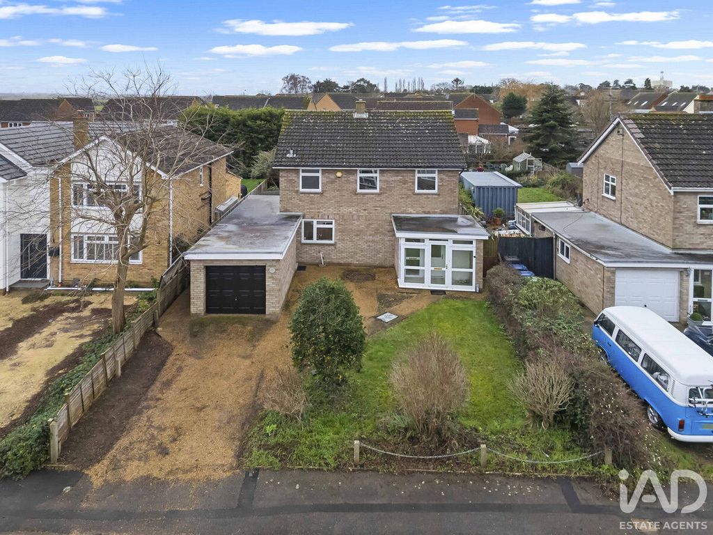 Property photo 1 of 31