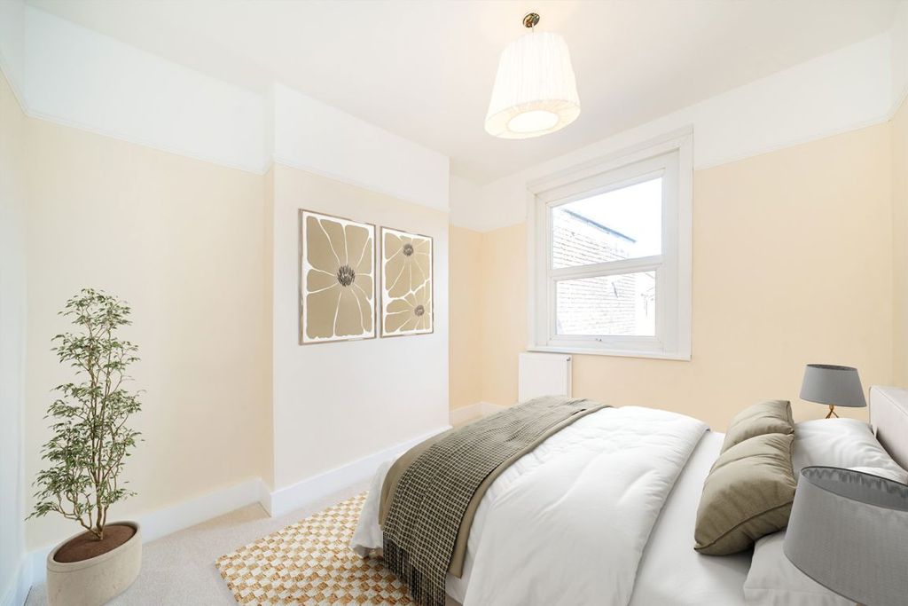 Property photo 2 of 4