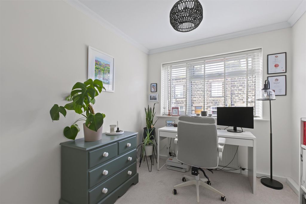 Property photo 2 of 24 Img_1589.Jpg