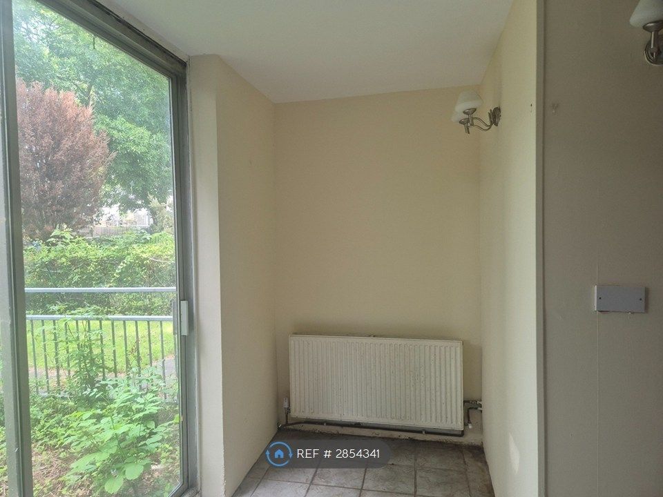 Property photo 3 of 11 Garden Room