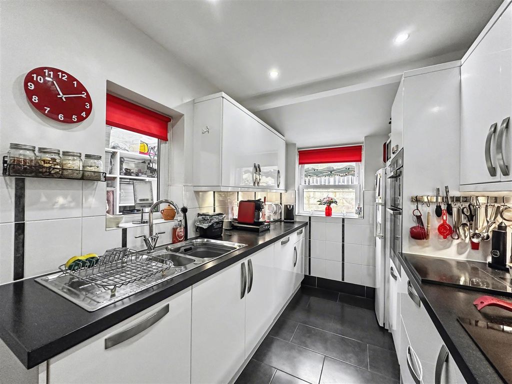 Property photo 2 of 14 Img_5099.Jpg