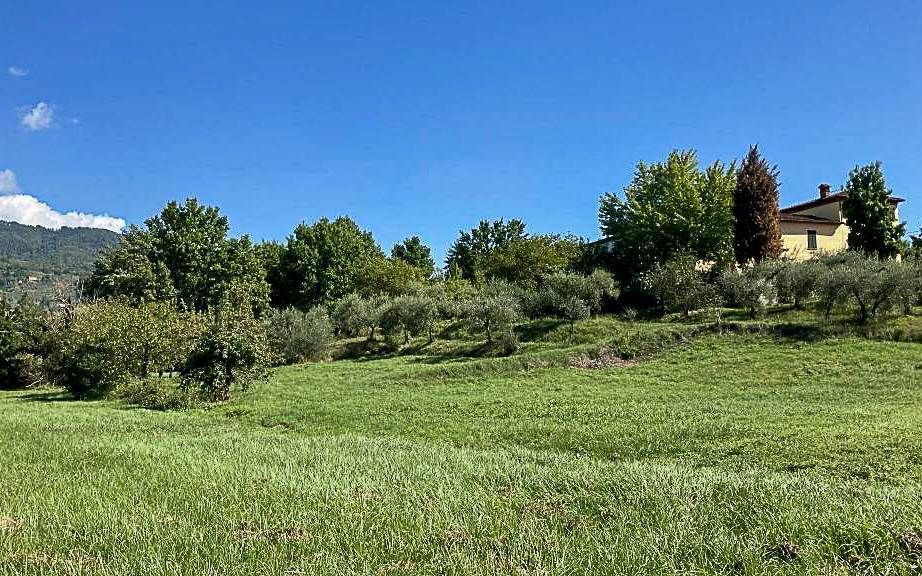 Property photo 2 of 30