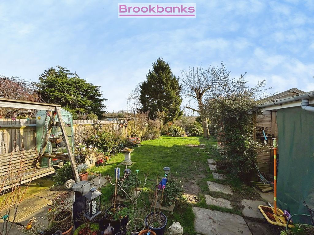 Property photo 1 of 25