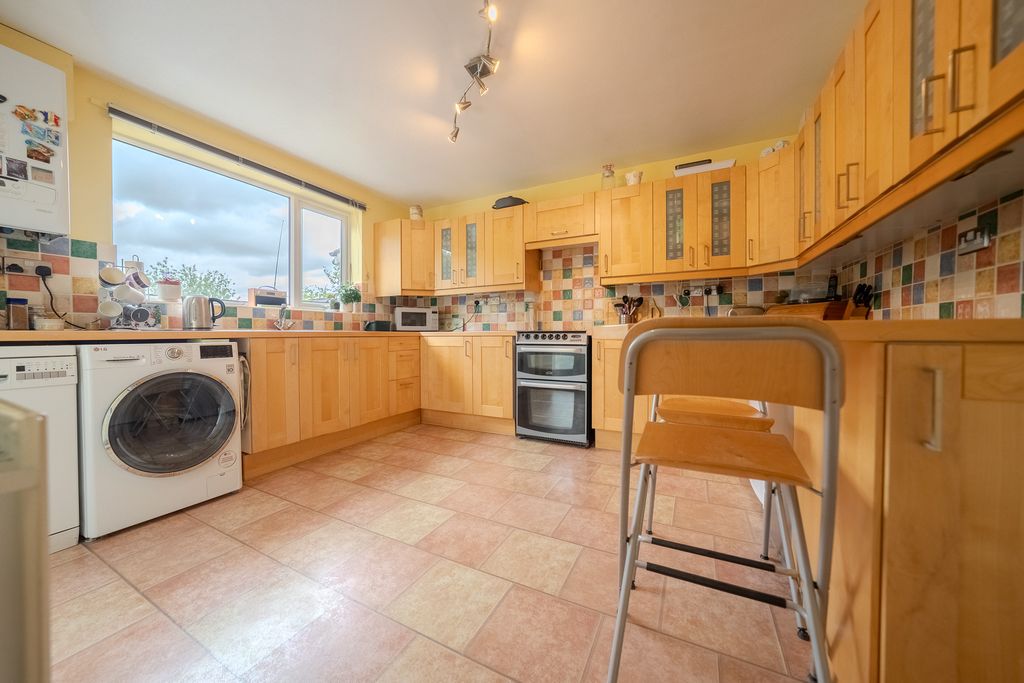 Property photo 3 of 25 Dsc00193-Hdr