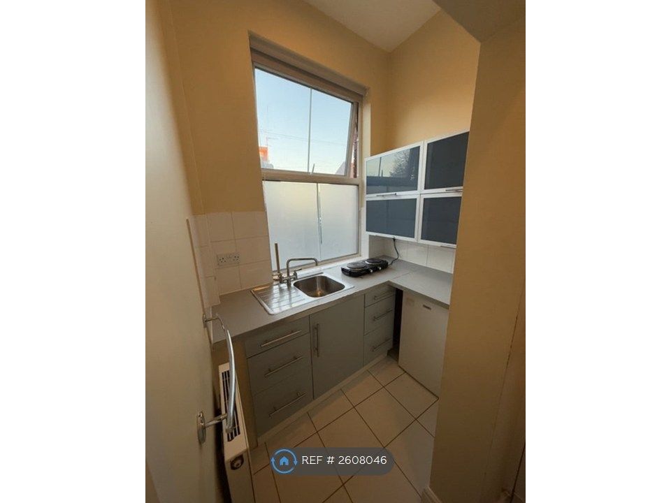 Property photo 2 of 15 Room 1's (Private Kitchenette)